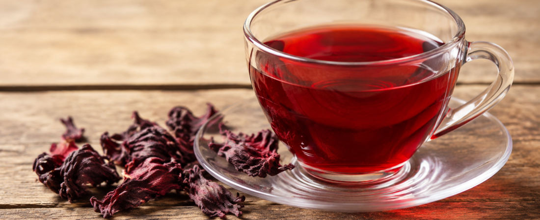Chá de Hibisco Emagrece? A Verdade Sobre o Efeito Seca-Barriga